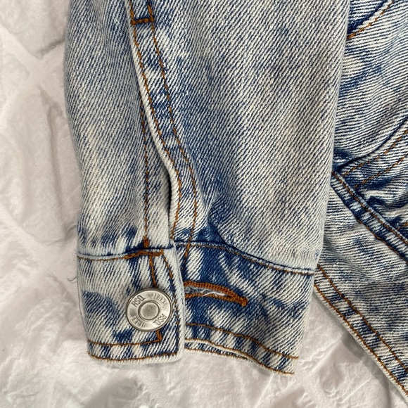 Jean Jacket - Picture 4 of 6